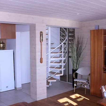 Les Pieds Dans L'eau Apartman *